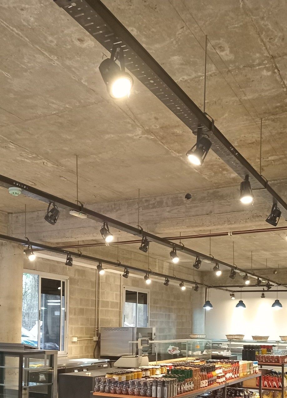 Commercial store ceiling lighting maintenance